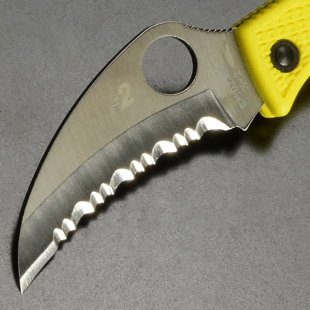 ナイフ 折り畳み スパイダルコ SPYDERCO V8-10 黄蝶貝 パピー 