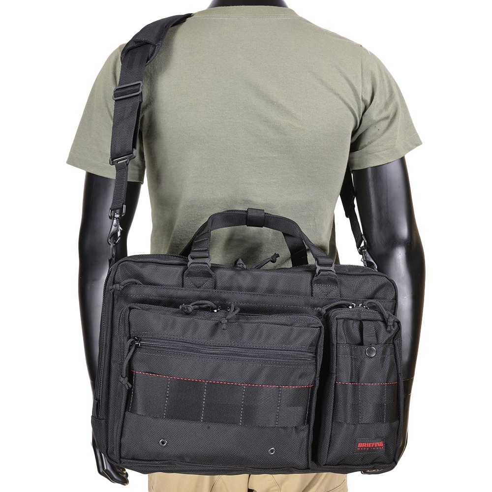 BRIEFING ショルダーバッグ NEO B4 ライナー ブラック ミリタリー