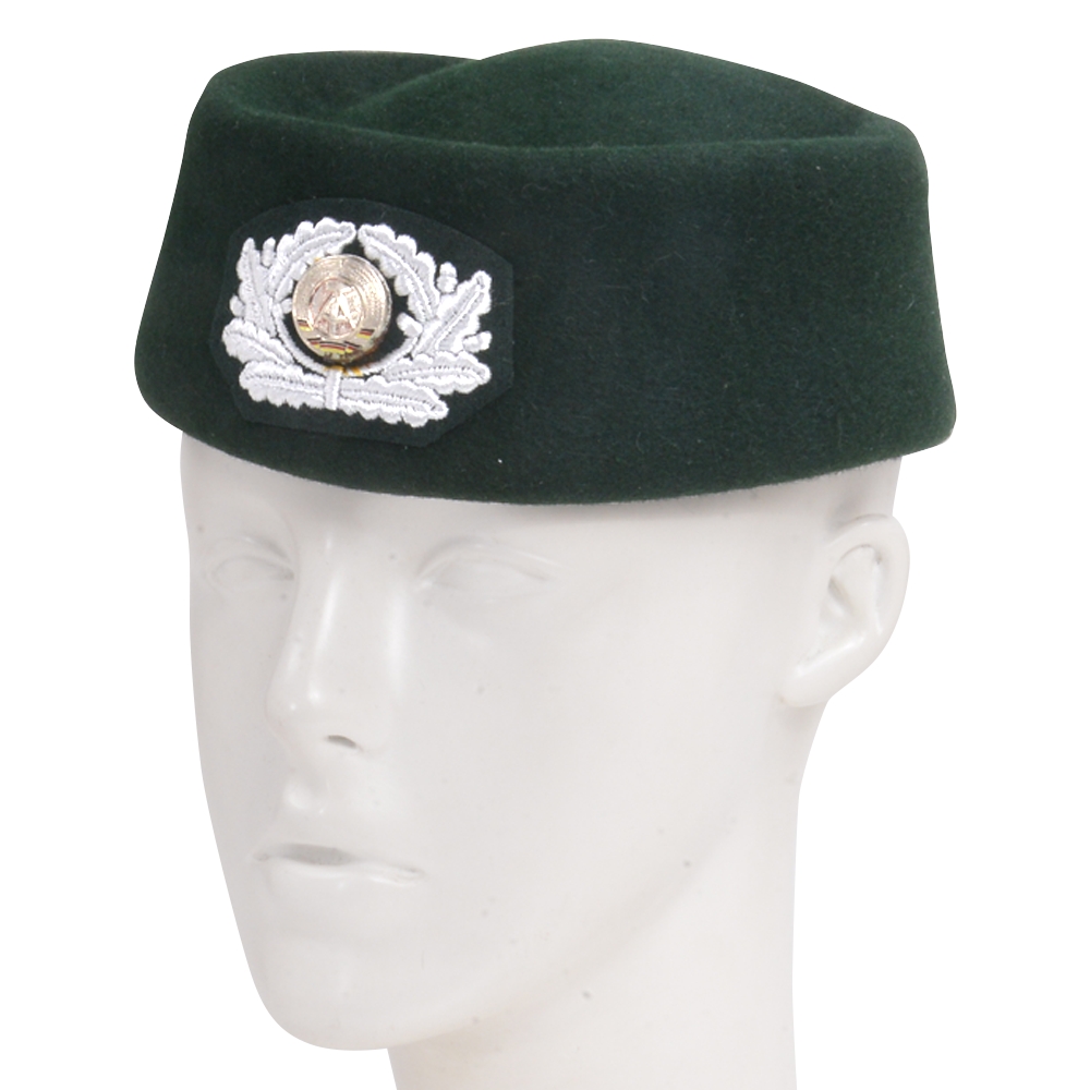 ミリタリーショップ レプマート / ドイツ軍放出品 帽子 NVA 女性兵士 