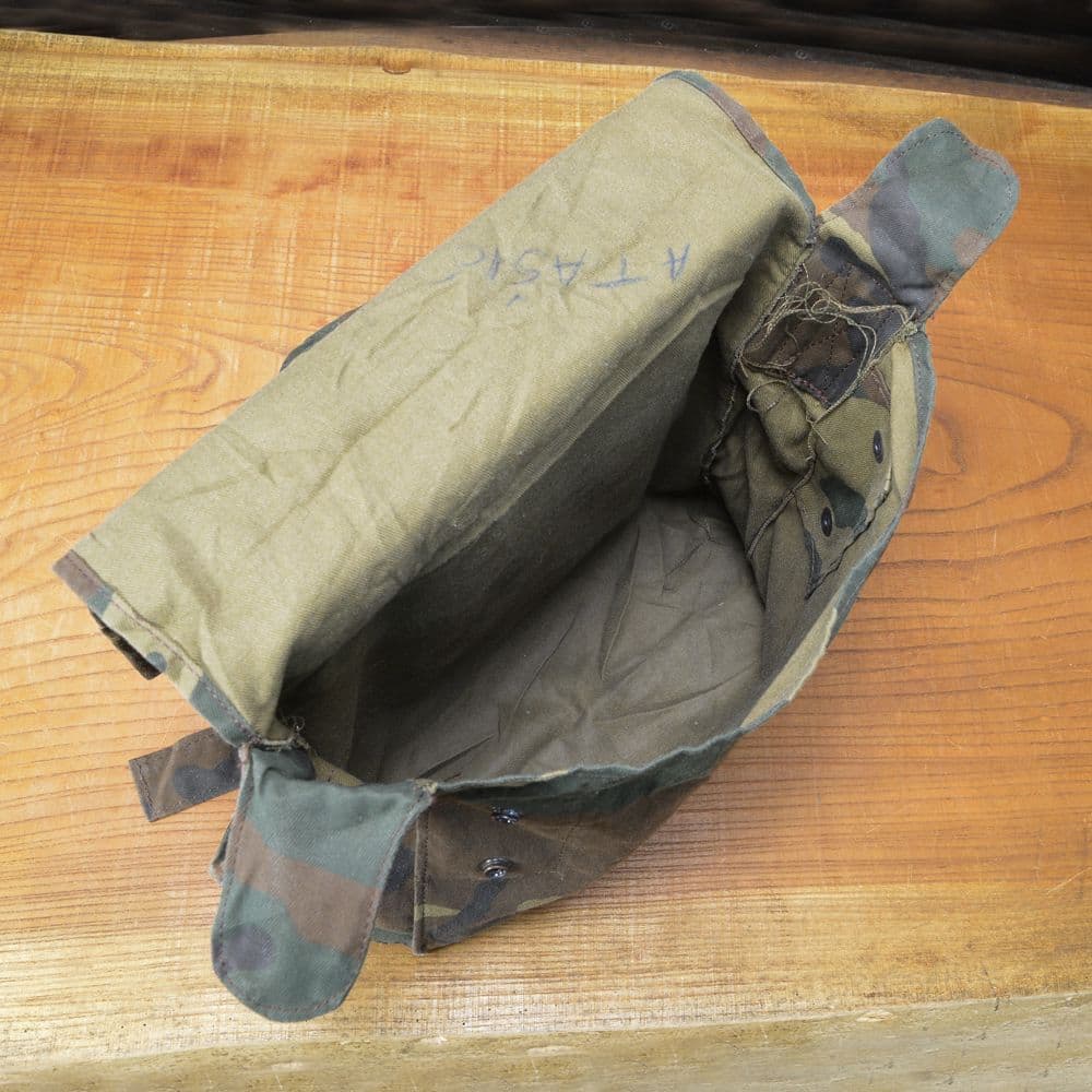 クロアチア軍放出品 ショルダーバッグ コットン製 ウッドランドカモ