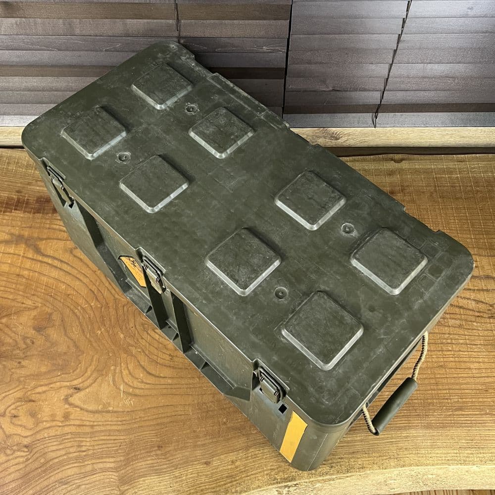 イタリア軍放出品 コンテナ OD ポリエチレン製 爆薬箱 | ミリタリー