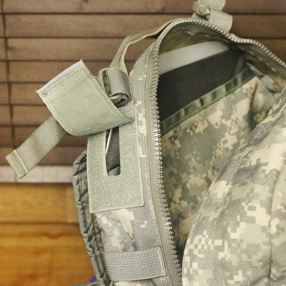 米軍放出品 バックパック MOLLE II アサルトパック ACU迷彩