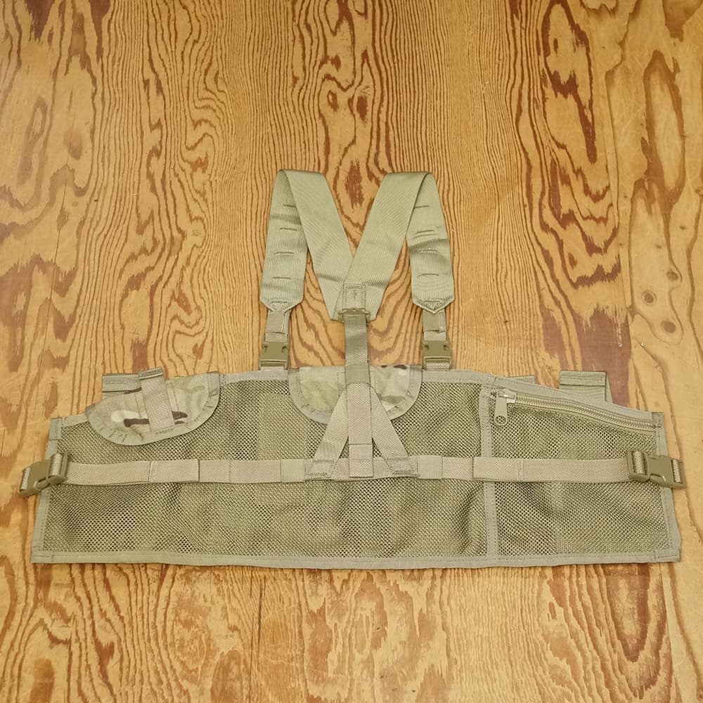 米軍放出品 チェストリグ MOLLE II Tactical Assault Panel OCP迷彩