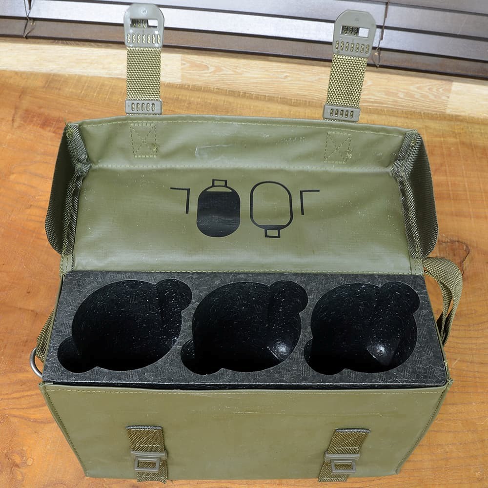 スイス軍放出品 手榴弾ホルダーバッグ ナイロン素材 | ミリタリー