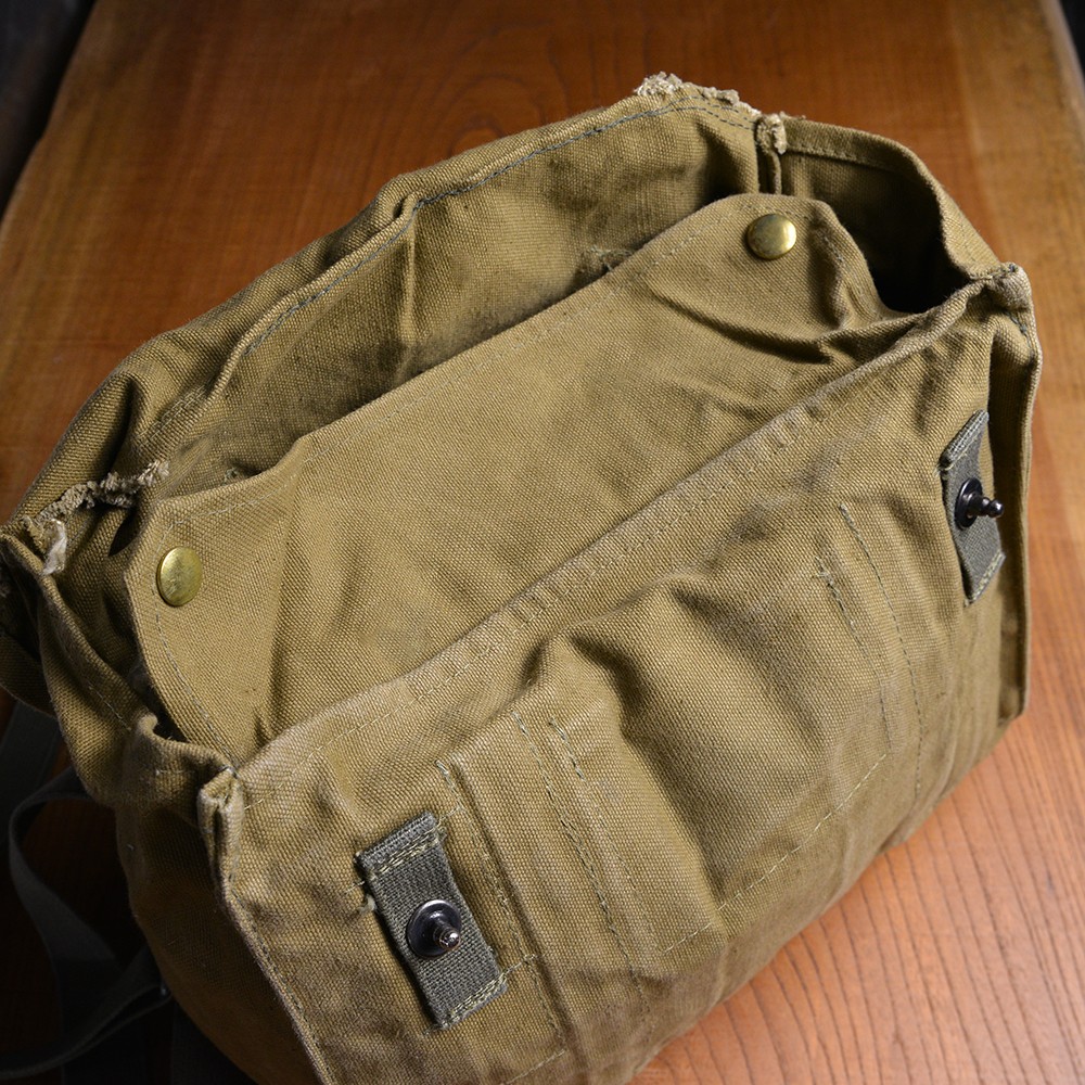 フィンランド軍放出品 ショルダーバッグ ウエストストラップ付