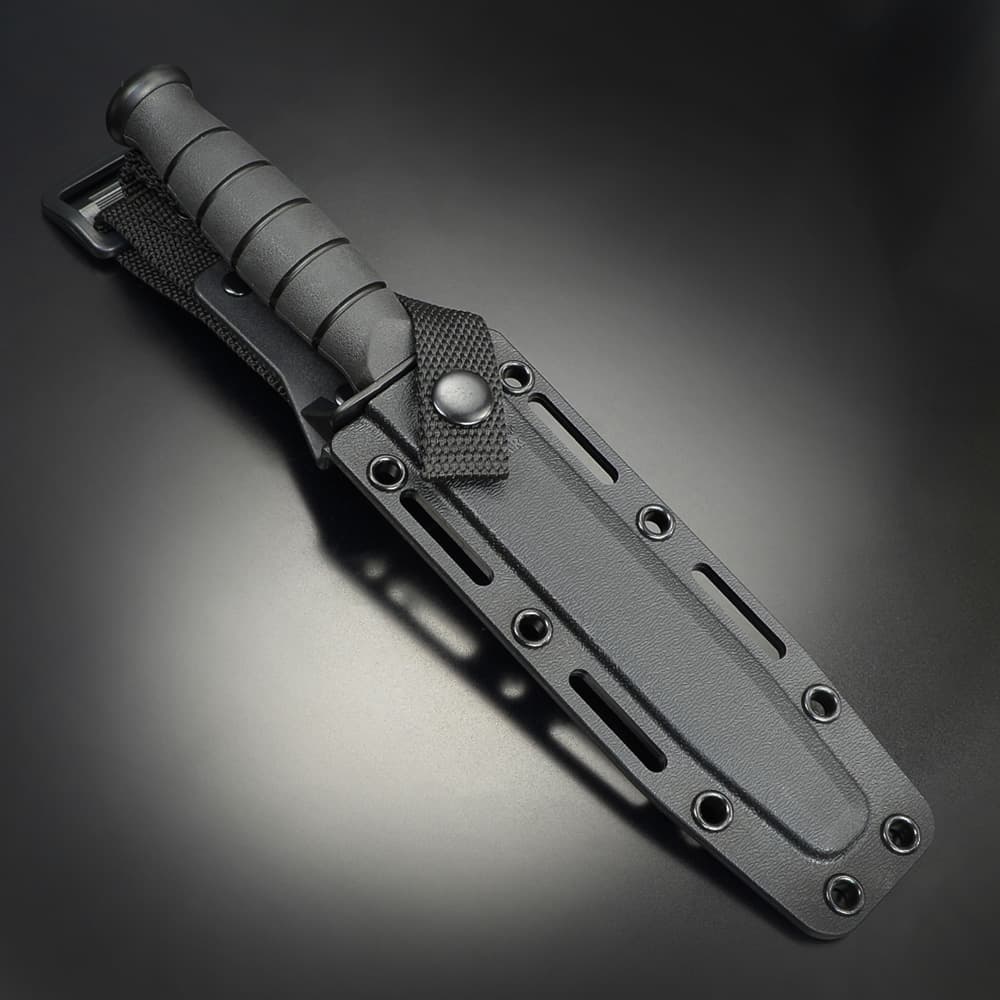 Ka-Bar アウトドアナイフ 波刃 1095炭素鋼 カイデックスシース付属