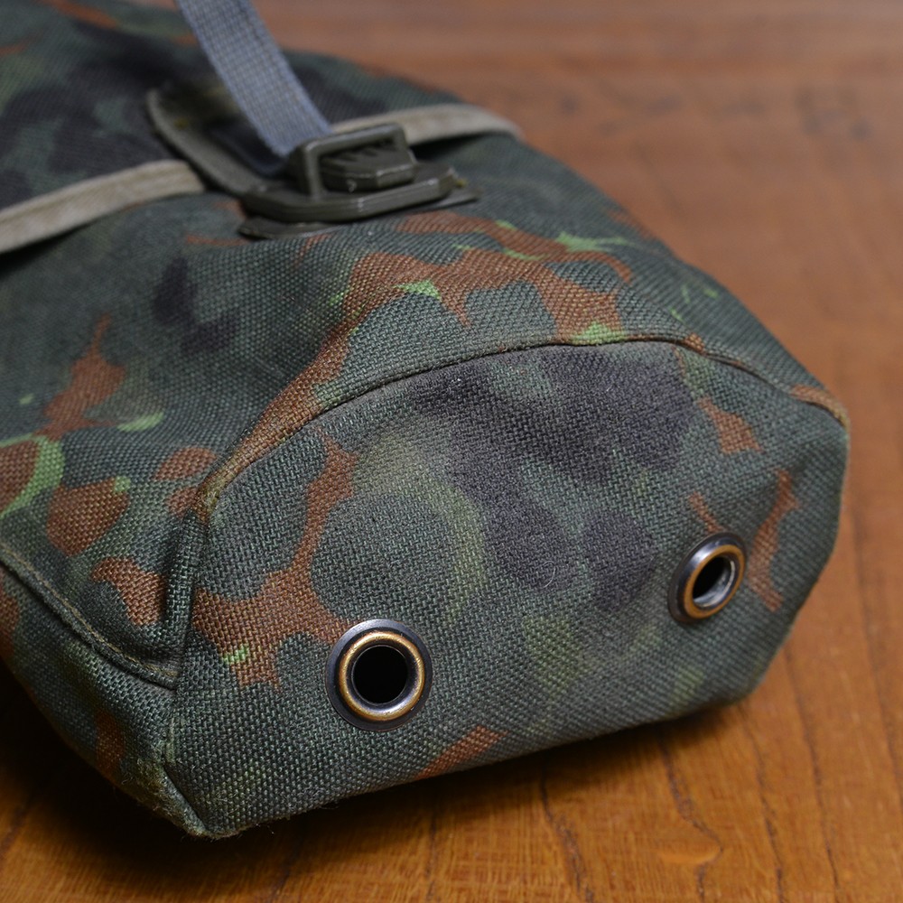ミリタリーショップ レプマート / ドイツ軍放出品 ボトルポーチ