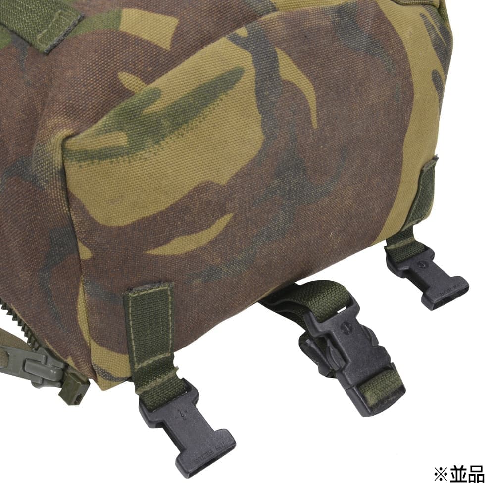 イギリス軍放出品 PLCE拡張ポーチ DPM迷彩 ラジオキャリア バック