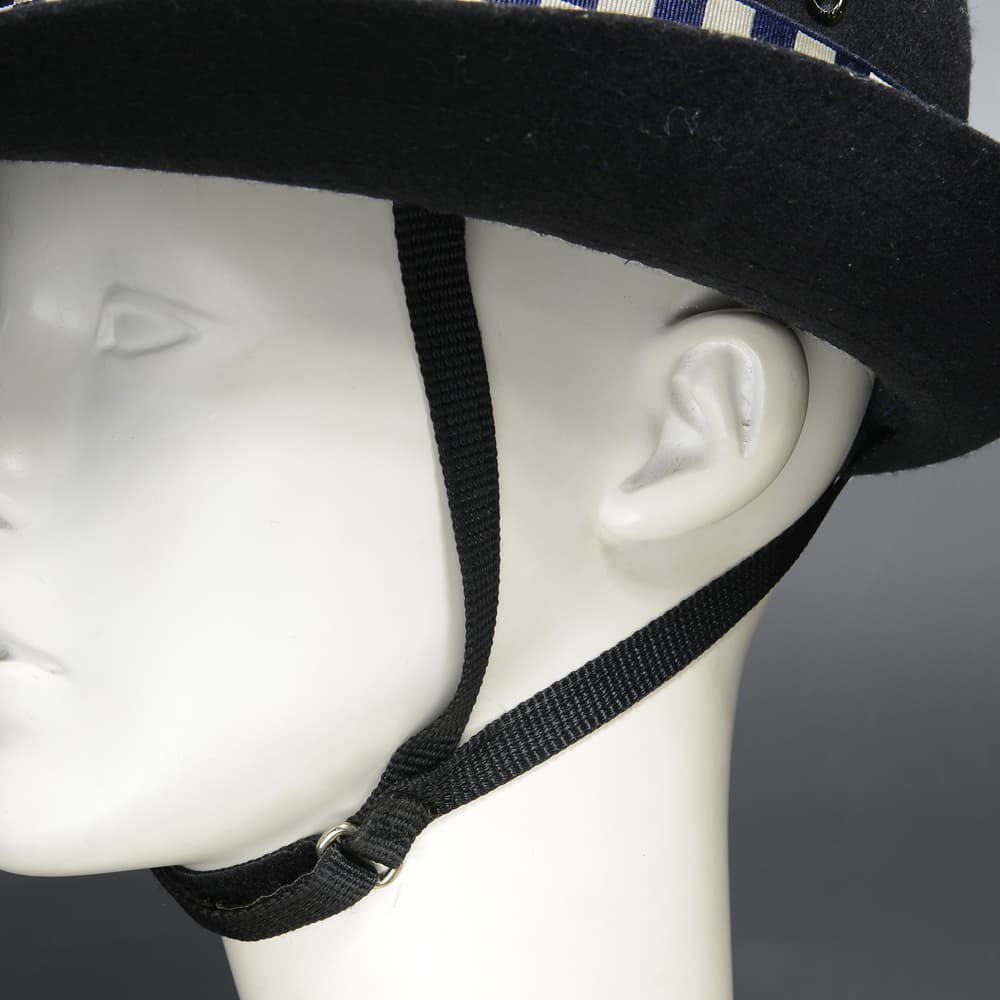 ミリタリーショップ レプマート / イギリス警察 放出品 ヘルメット 女性用 Suffolk Constabulary 警察官