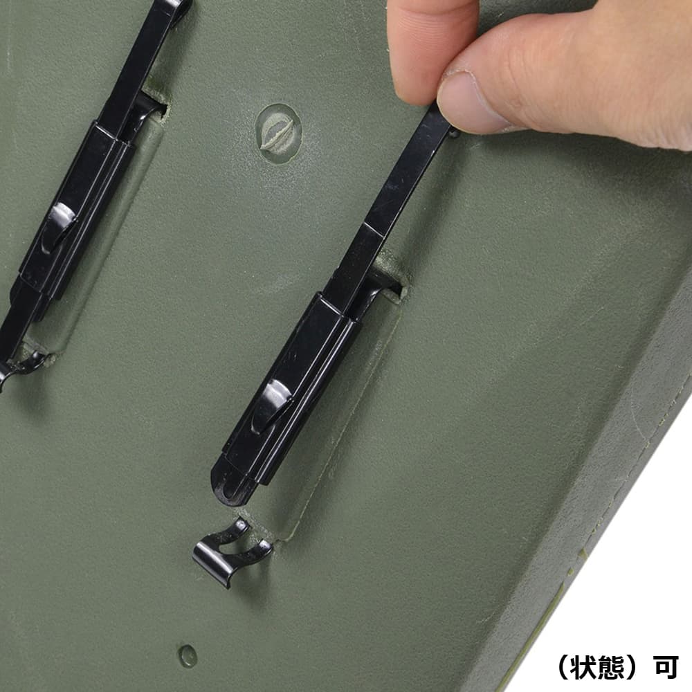 米軍放出品 ショベルケース G.I.仕様 プラスチック製 三つ折りショベル