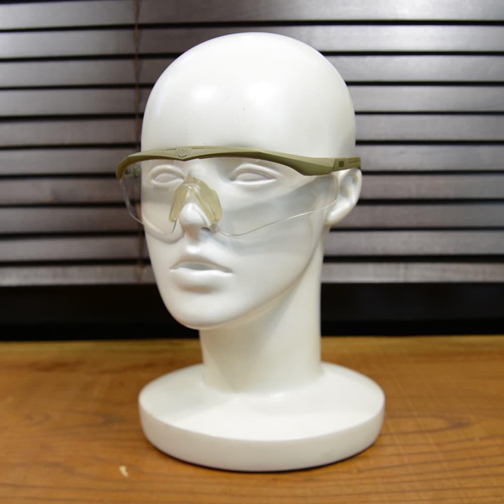 米軍放出品 REVISION シューティンググラス Sawfly MVD 防弾 タン