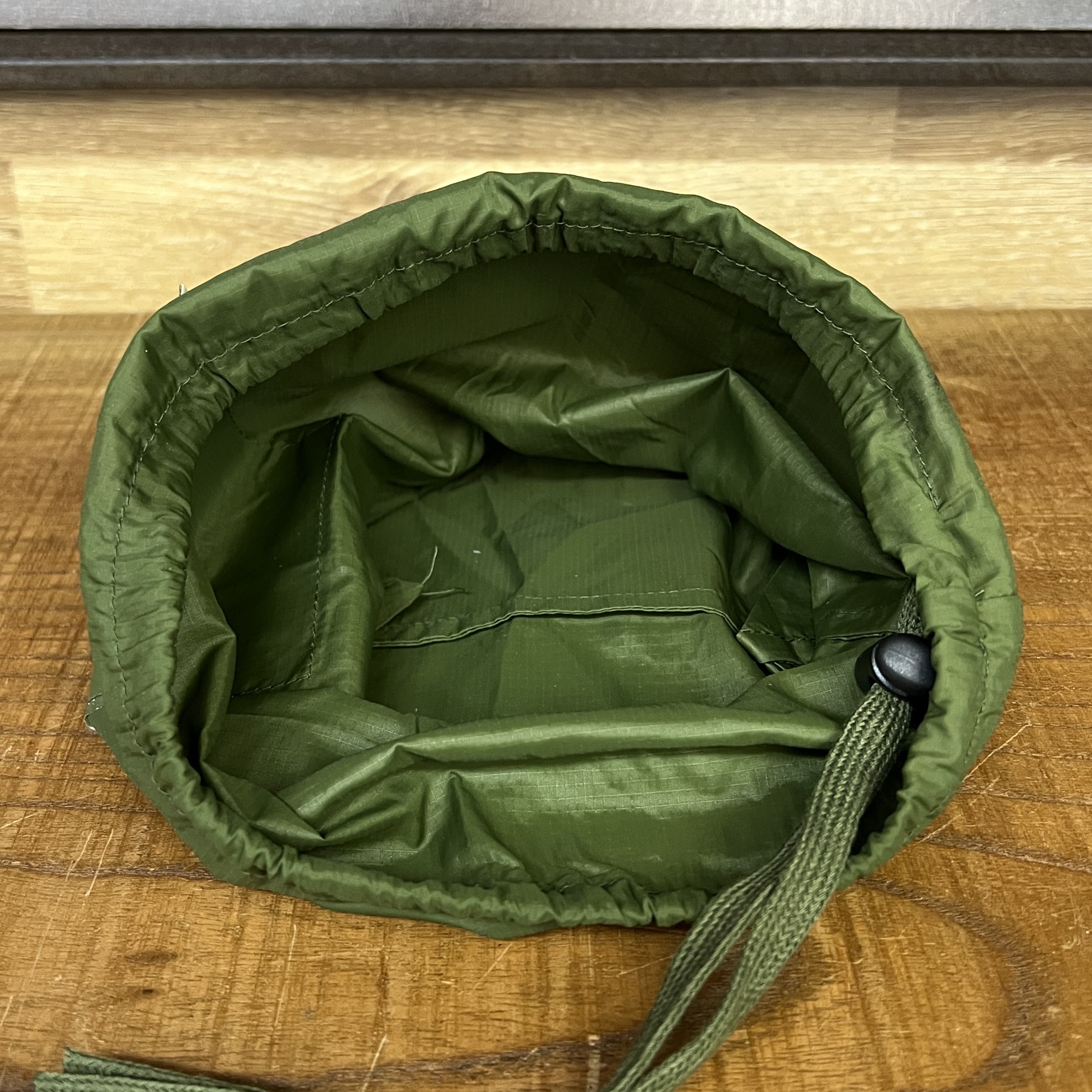 イギリス軍リバーシブルオリーブ/サンドサーマルジャケット（収納袋付）【実物美品】 MILITARY（ミリタリー） 実物 USED イギリス軍 サーマル