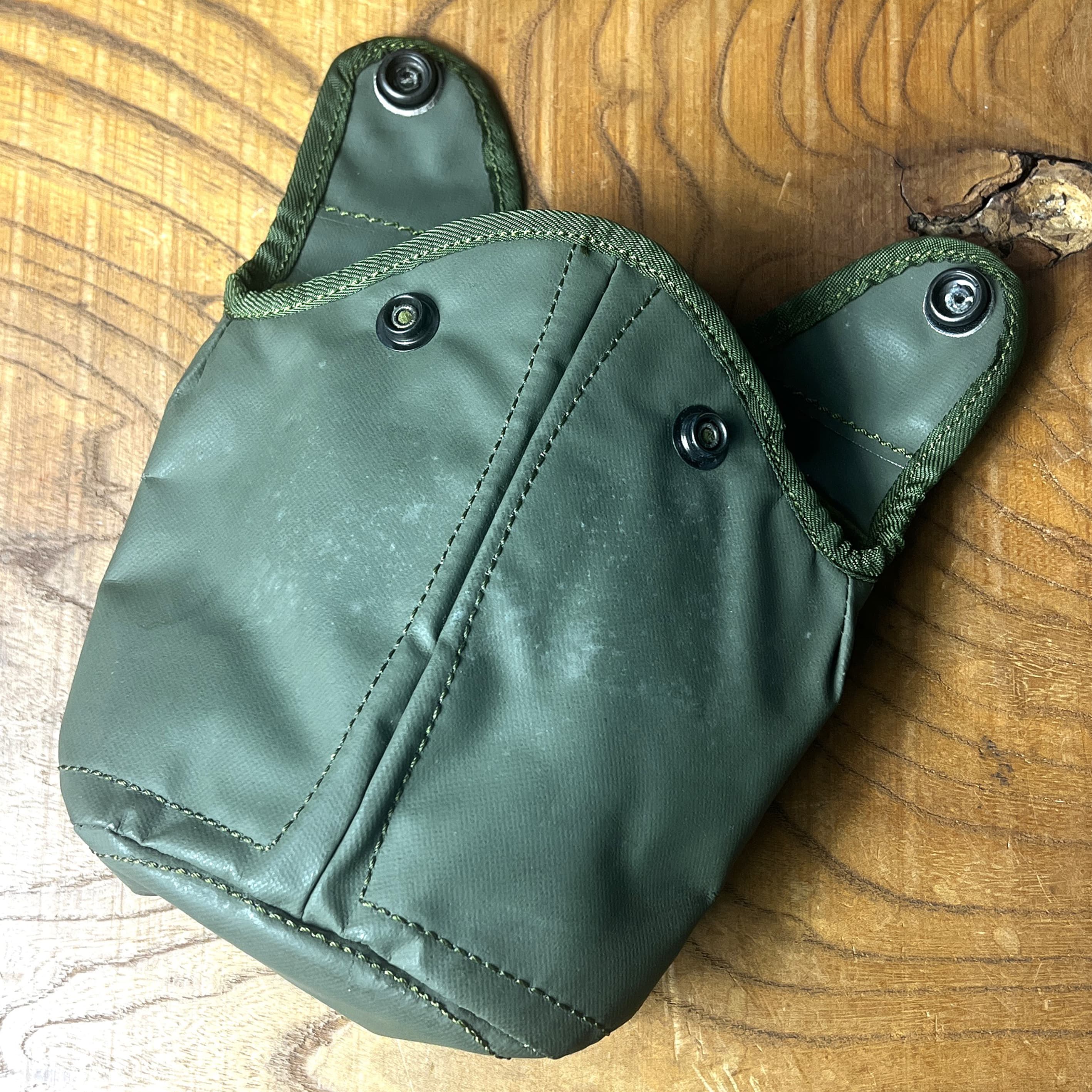 オランダ軍放出品 キャンティーンカバー OD アリスシステム対応