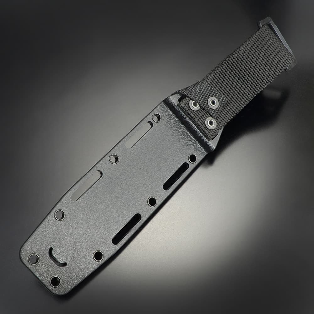 ラスト1本ロシア軍AK登山ナイフイズマッシュ鋸刃付き　刃はあまりついていません Ka-Bar アウトドアナイフ 波刃 1095炭素鋼 カイデックスシース付属