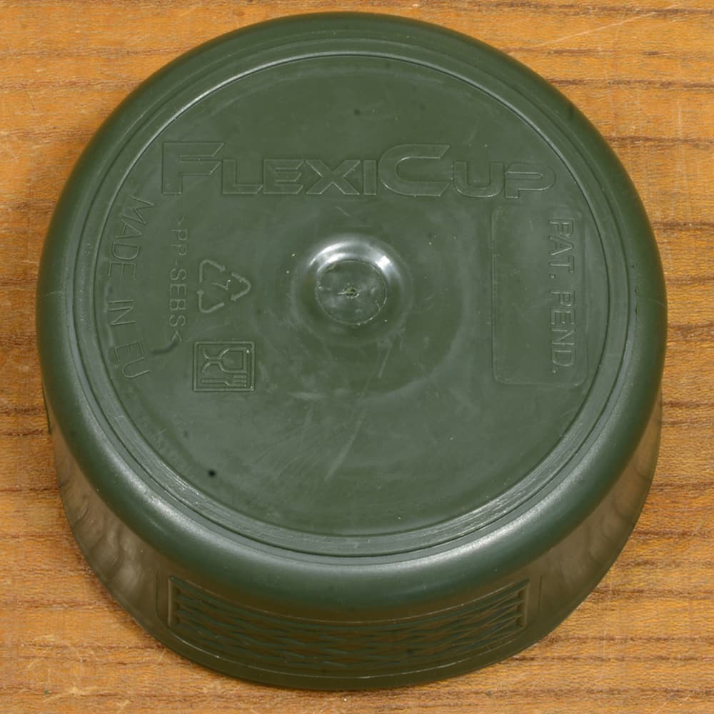 スウェーデン軍放出品 折り畳みカップ ITW社製 FLEXI CUP オリーブ