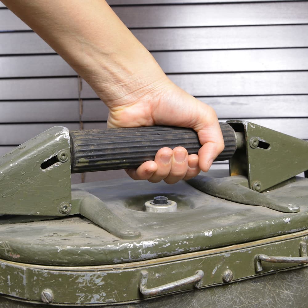 スウェーデン軍放出品 保温コンテナ 食糧運搬 10L用 スチール製