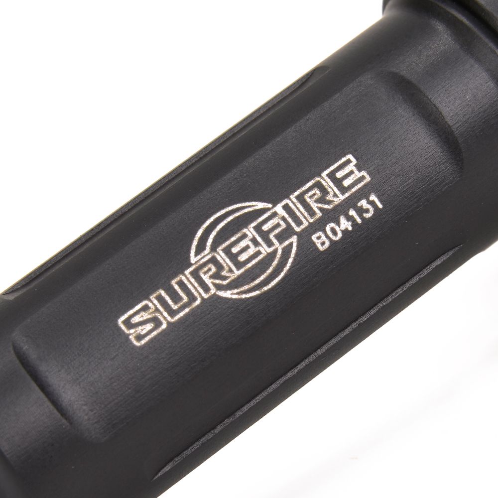 SUREFIRE シュアファイヤー LED ライト INVICTUS UB3T SUREFIRE(シュアファイア）UB3T INVICTUS (インビクタス）段階調