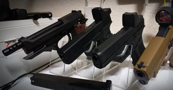 ミリタリーショップ レプマート / LayLax ガンスタンド クリア