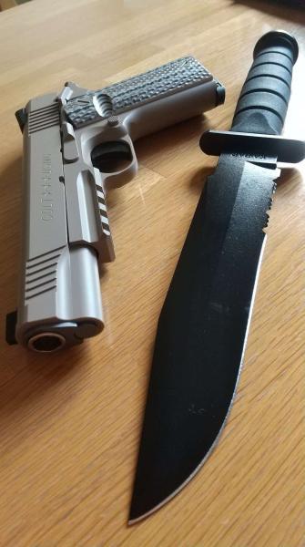 ミリタリーショップ レプマート / KA-BAR ハンティングナイフ