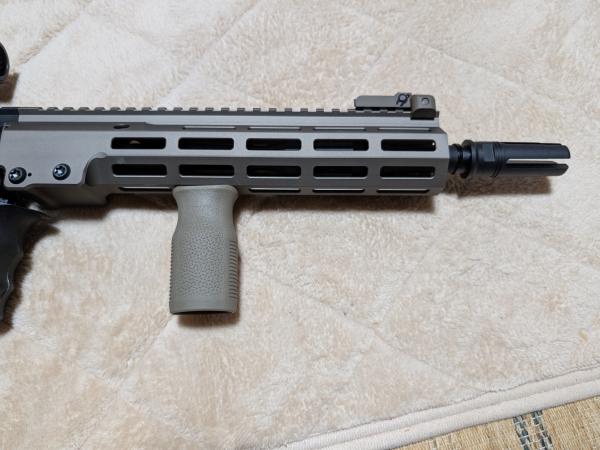 MAGPUL フォアグリップ MVG バーティカルグリップ M-LOK対応 MAG597の