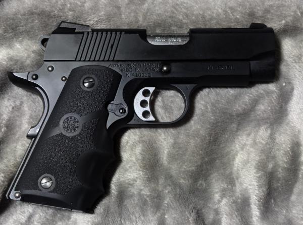 東京マルイ ガスガン V10 ウルトラコンパクト ミリタリーショップ