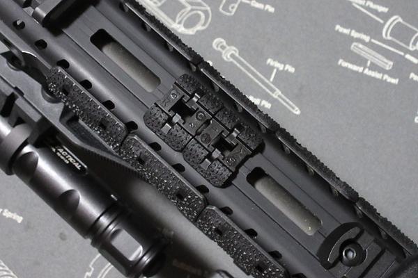 MAGPUL レールカバー M-LOK Type2 ハーフスロット MAG1365
