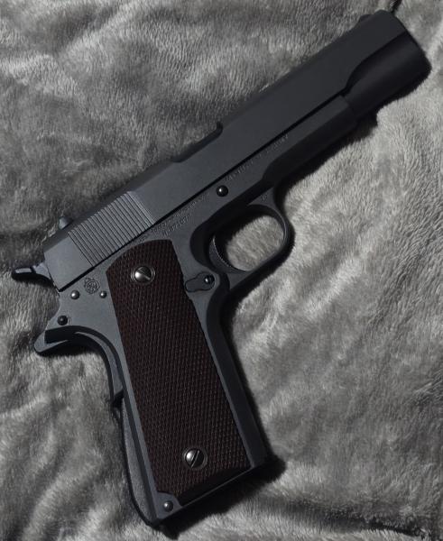 東京マルイ ガスブローバック COLT M1911A1 コルトガバメント