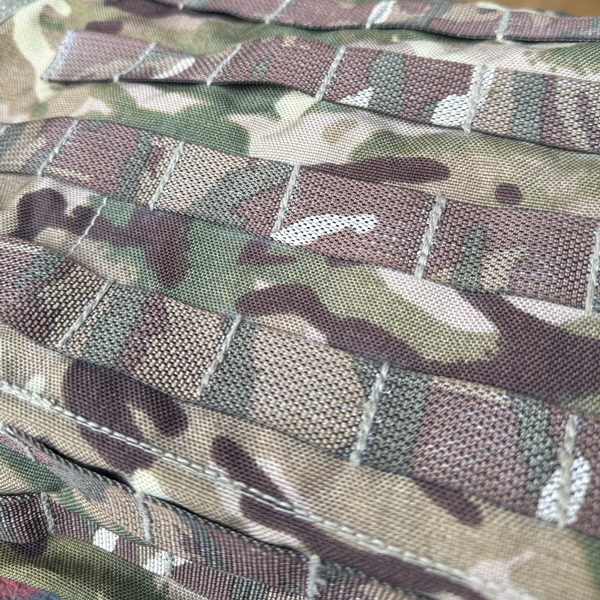 帯を縫い付けた通常仕様のウェビング